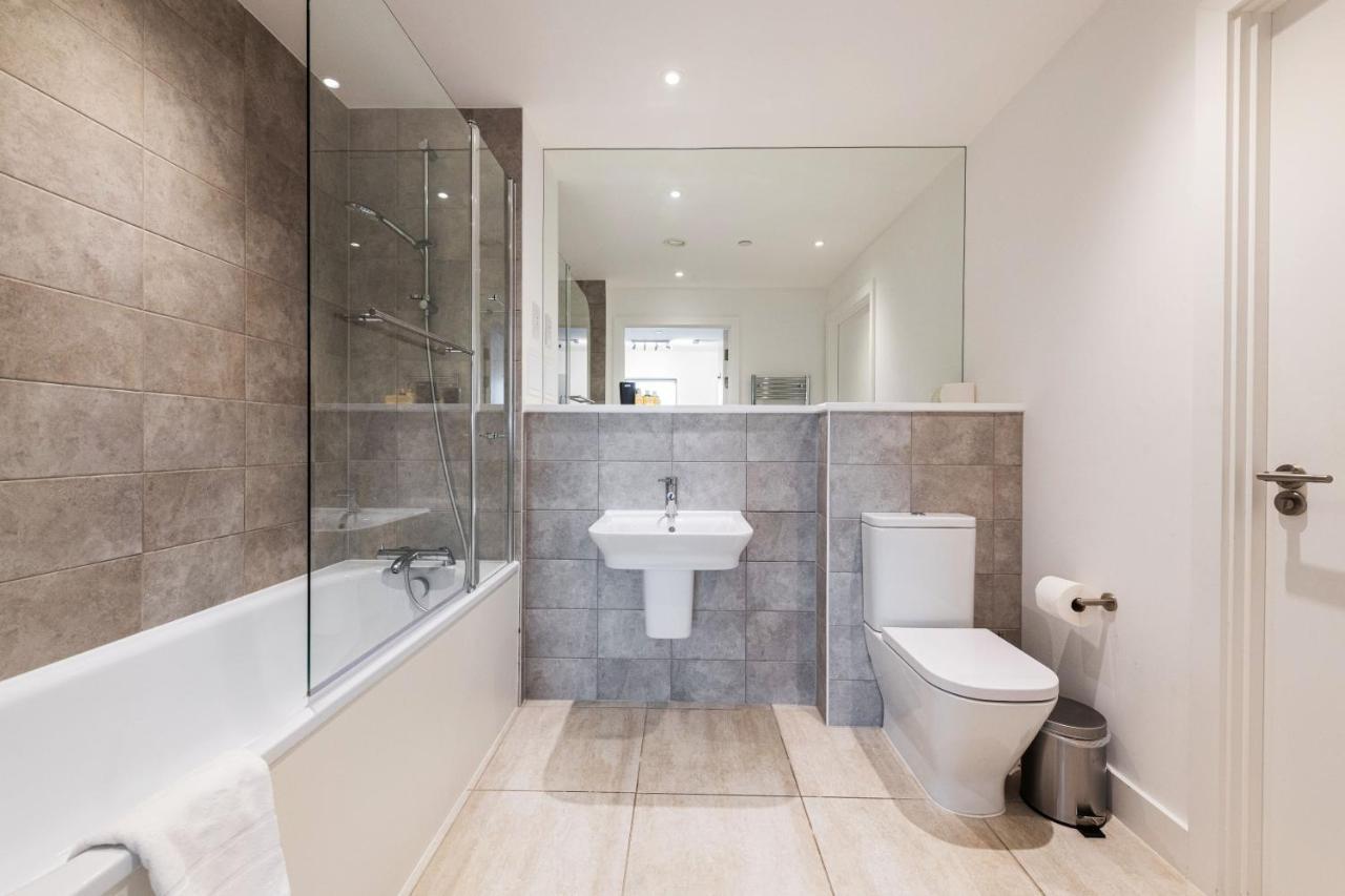 Stayo Apartments Barking Wharf London Kültér fotó
